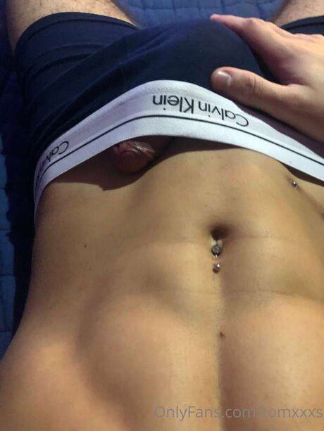 Tomxxxs pornstar hot pics