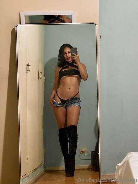 Iambellasex model porn pictures