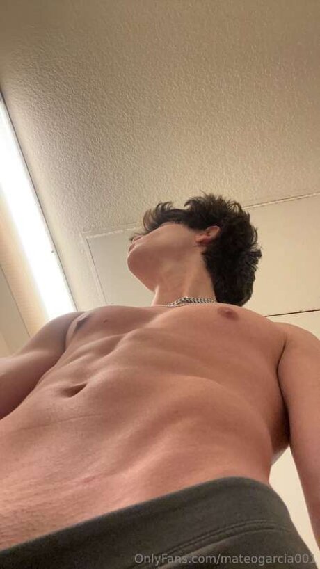 Mateogarcia001 model top pic