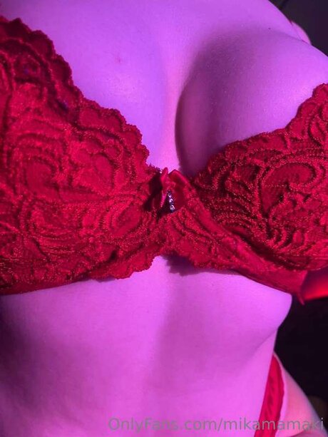 Mikamamaki model pornographic pictures