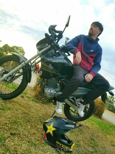 Mikefantasies star top gallery