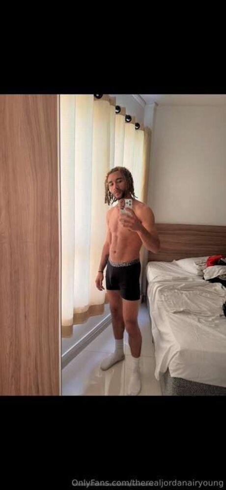 Therealjordanairyoung star perfect img