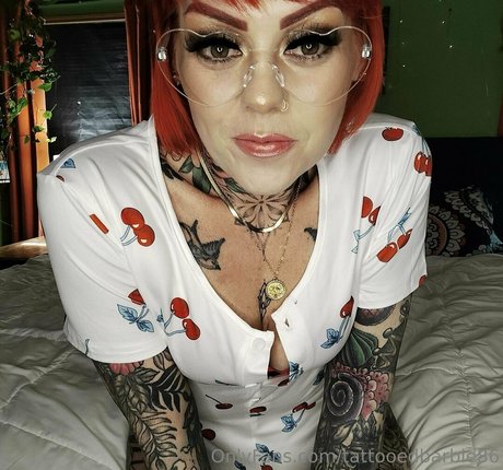 tattooedbarbie86 adult star pics