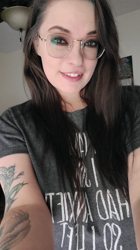 lilahvale sex model archive