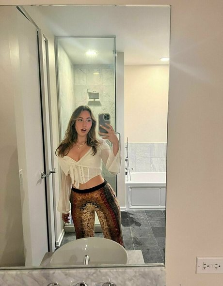 victoriamyers star nude picture