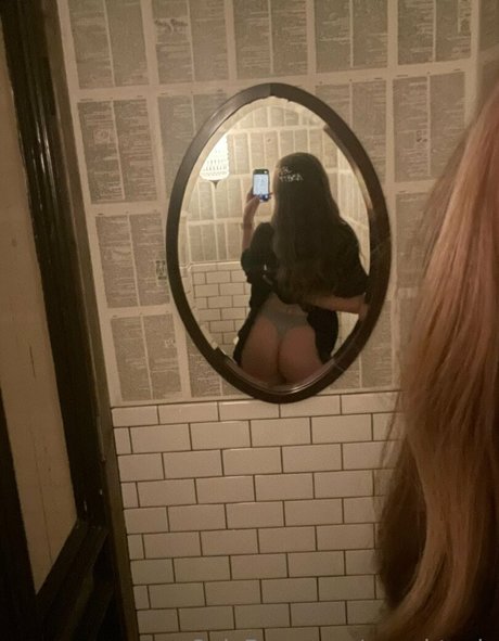 naughtypjs nice model img