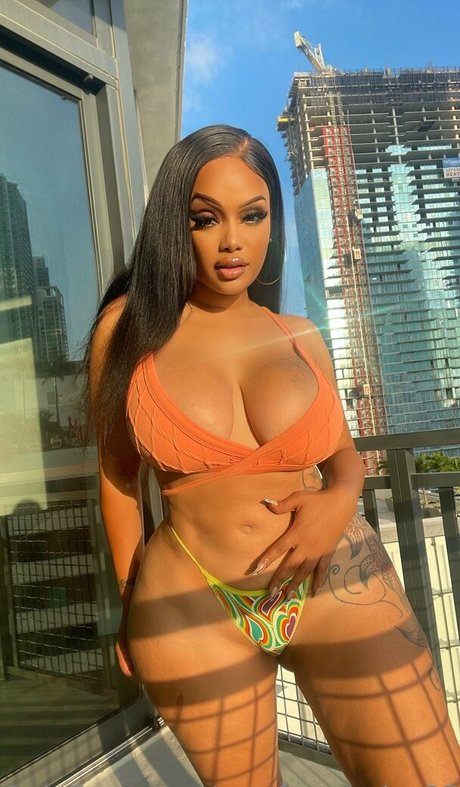 Ms Fernandes25 pretty pornstar gallery