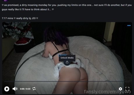 Emilyuwo model pictures