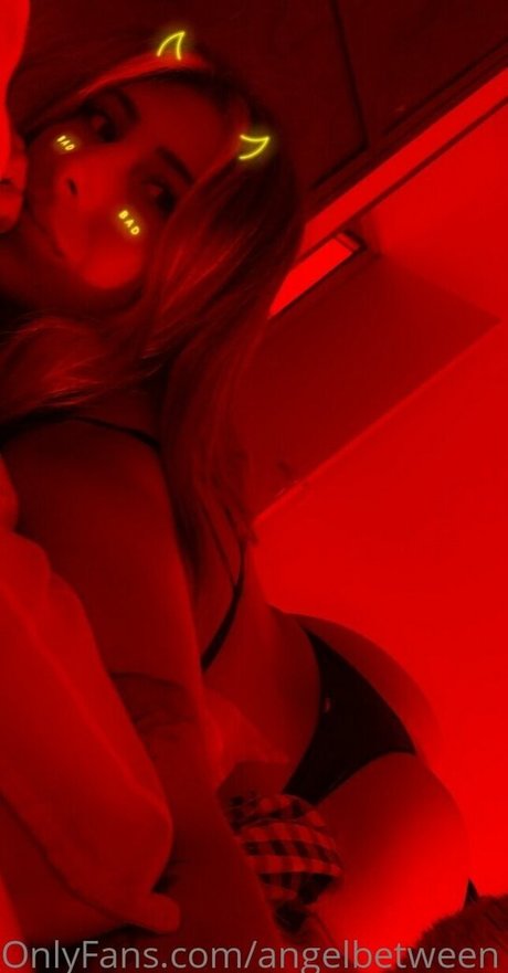 angelbetween nude actress image