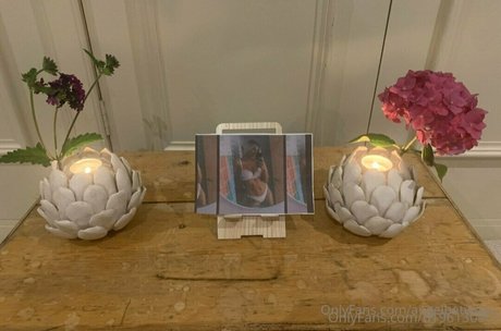 angelbetween model porn gallery