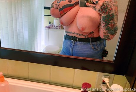 whalecupcake exclusive model images