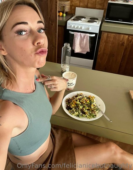 feliciameridiana888 hot actress image