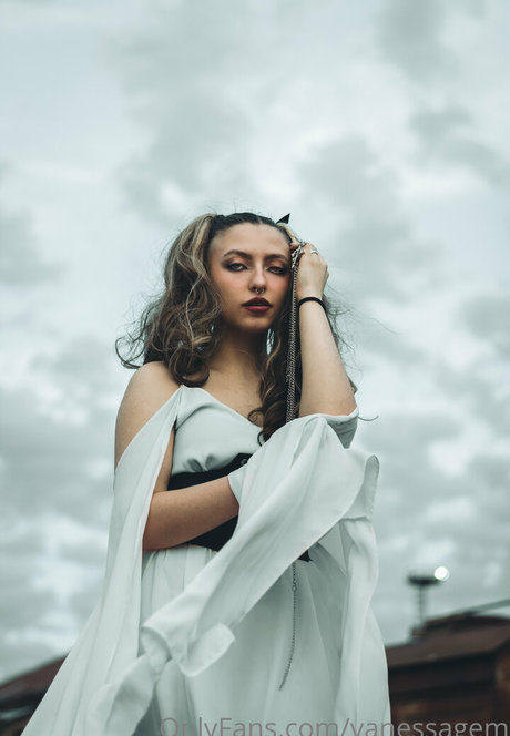 vanessagem actress photos