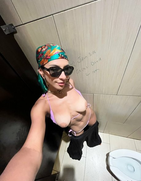 Selkieskins nudes actress archive