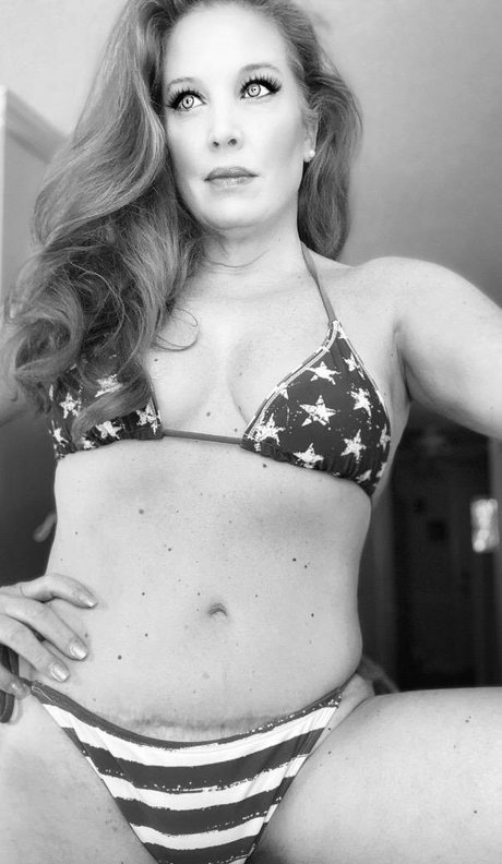 Tammera Carter hot actress galleries