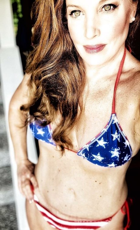 Tammera Carter naked pornstar gallery