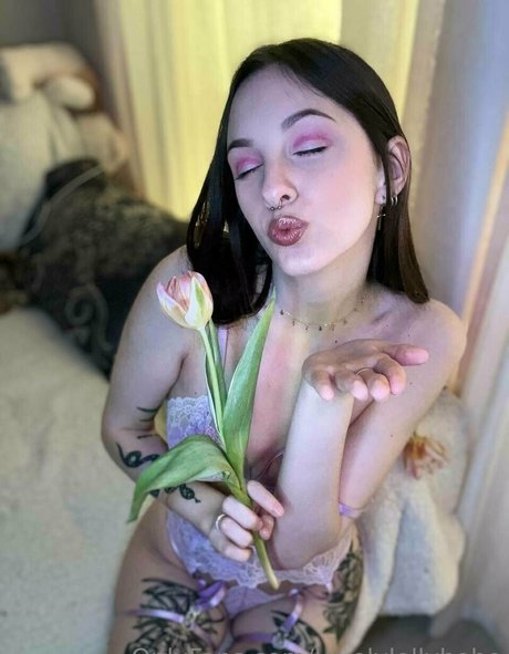 novaseren nude model gallery