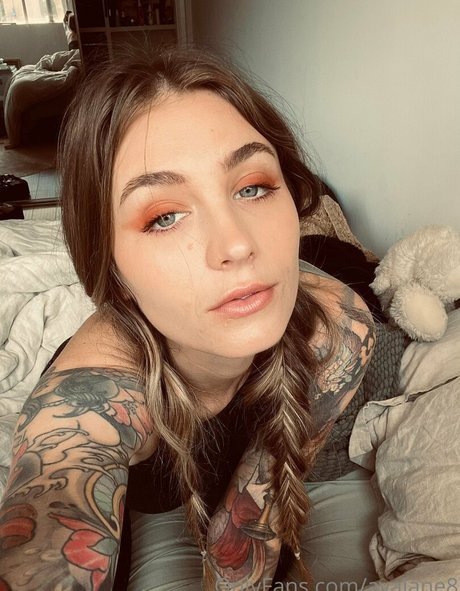 avajane8 star pornographic pic