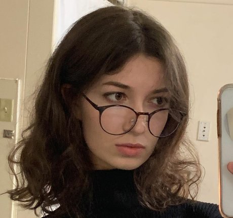 ASMR Alise perfect model gallery