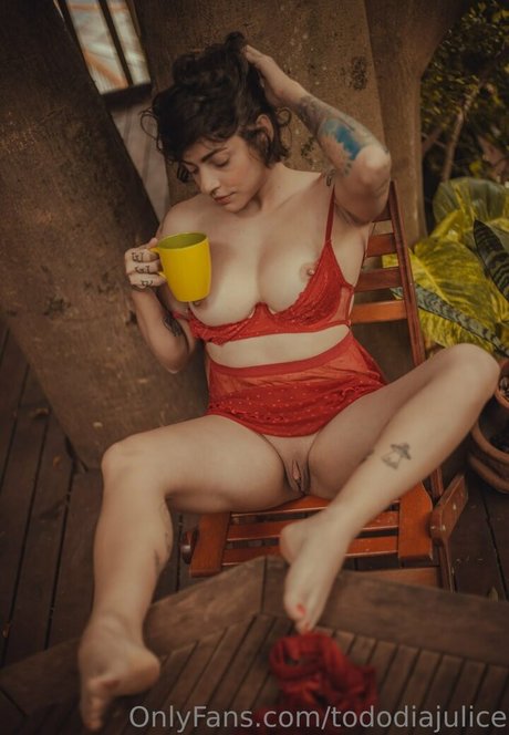 Julice model perfect pics