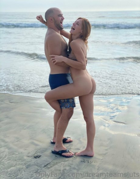 dreamteamsluts model beautiful photo