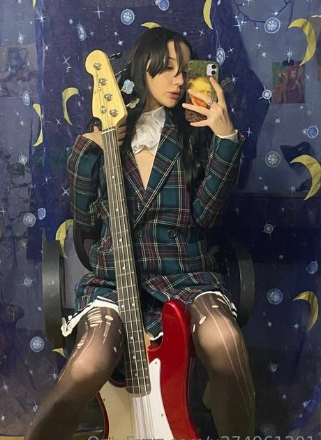 lottymurr model high quality img