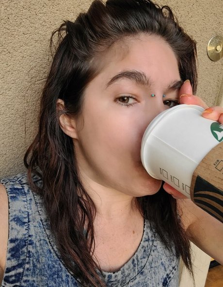 massagefairy model exclusive image