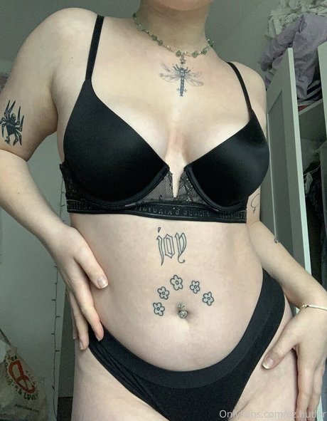 ez butler sexy actress img