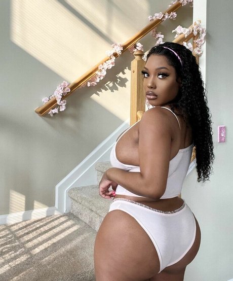 Chawanda Love nice star galleries