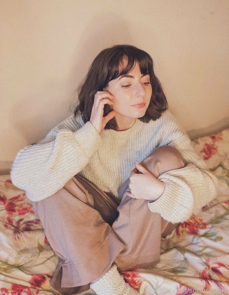 softnspooky star high quality pic