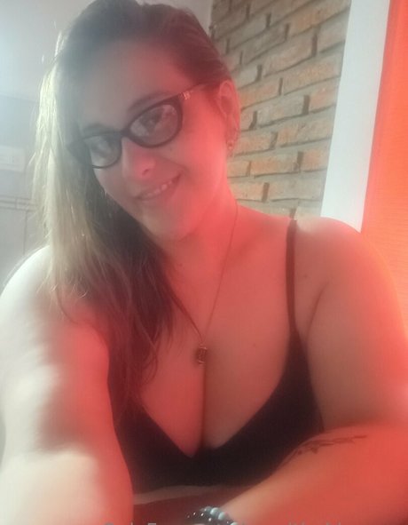 mavithebigmom art actress photo