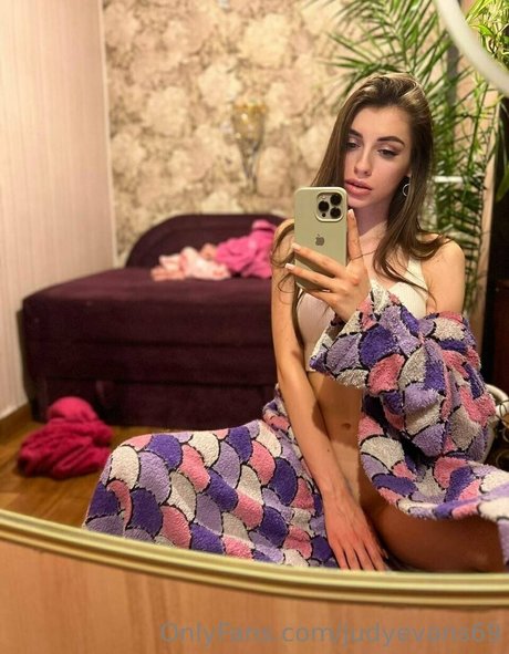 judyevans69 pornstar hot picture