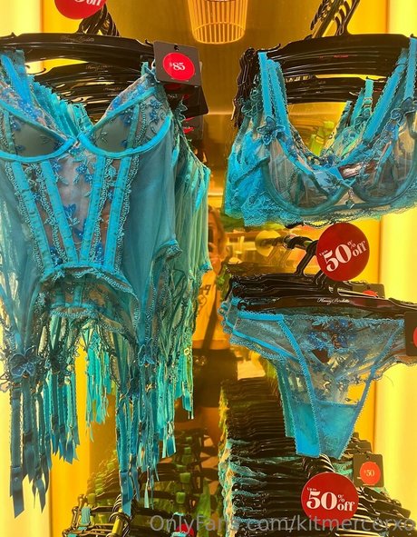 kitmercerxo art actress img