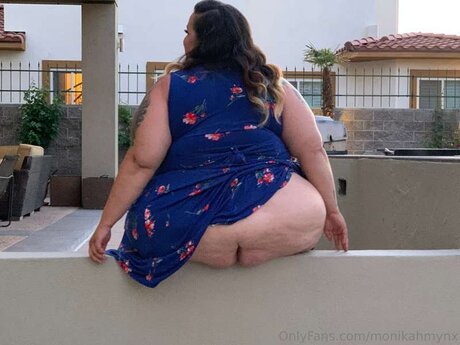 Monikamynx69 model sex gallery