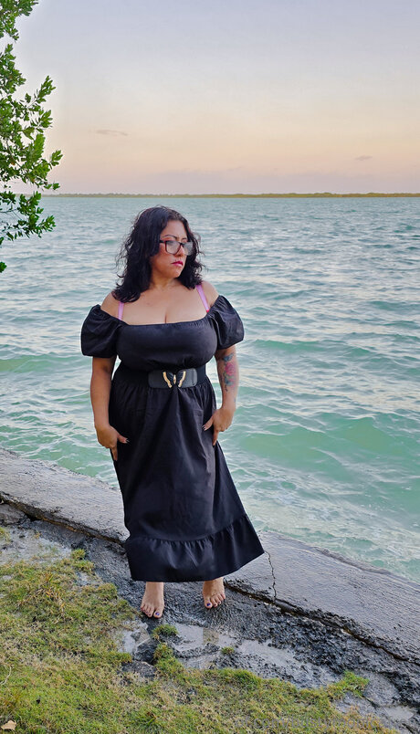 Monicabobbfree star hot picture