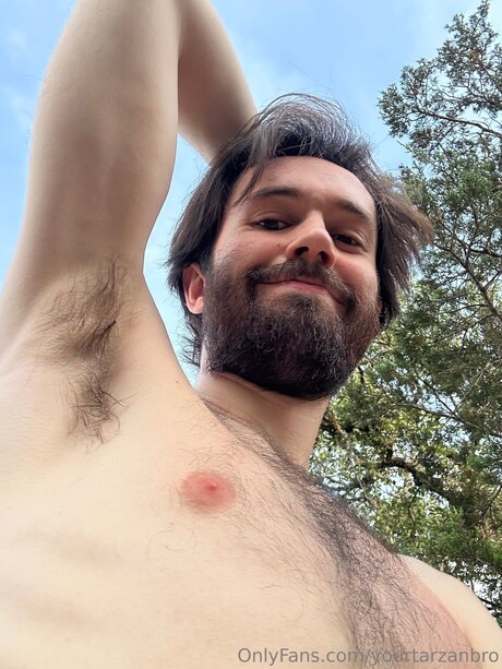 Yourtarzanbro erotic model images