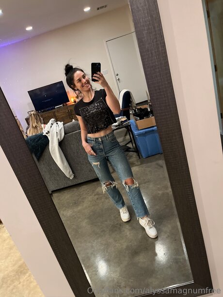 Alyssamagnumfree model hd images