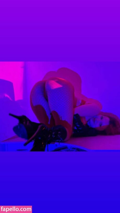 i dina hui star porn image