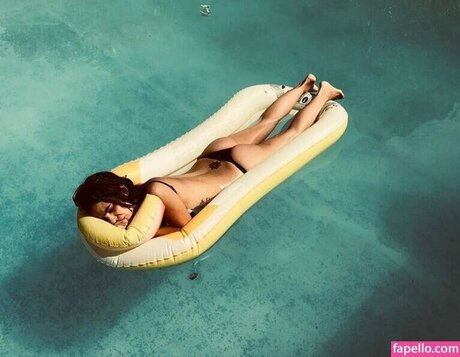 Agustina Cherri sexy star pic