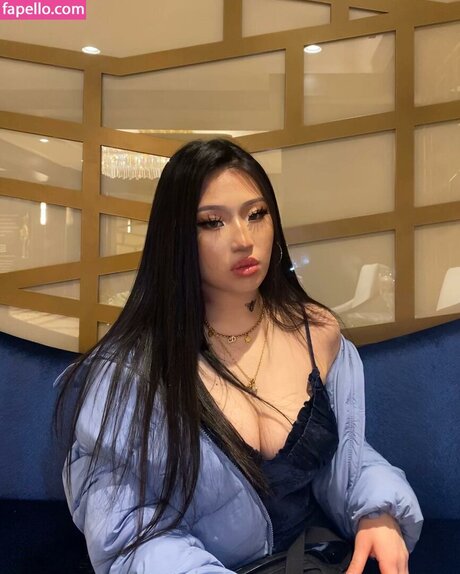 sexy shemale onlyfans art nude pics