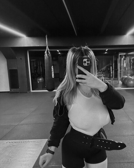 Annalisa Panzeri pretty actress archive