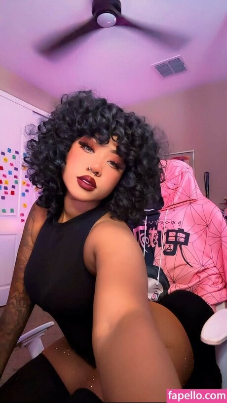 Pocalaloca naked star images