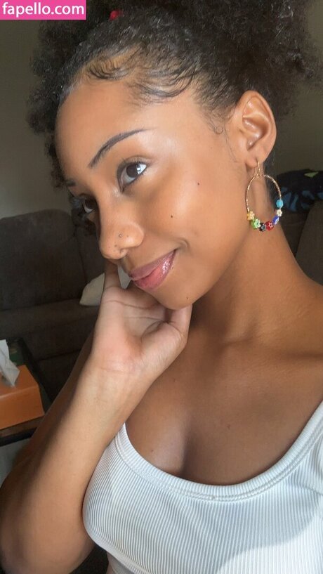 Lillipie101 pornstar erotic galleries