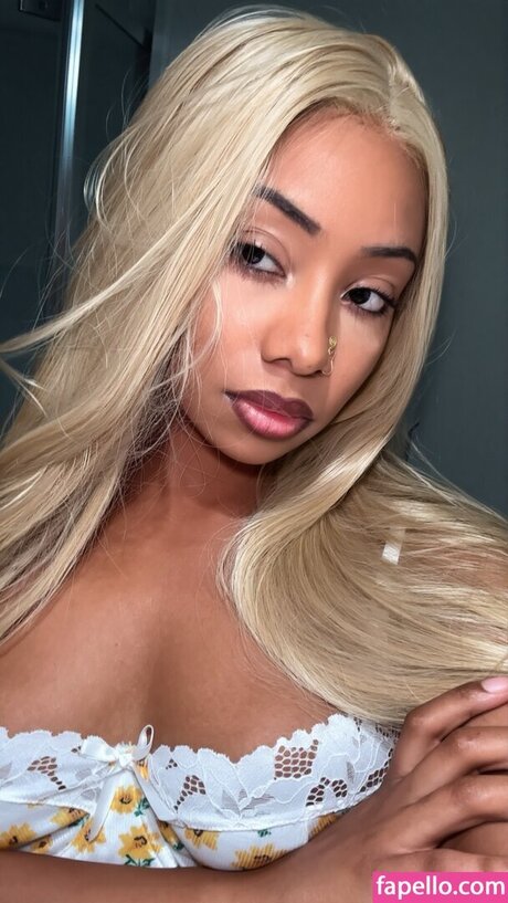 Lillipie101 pornographic star pics