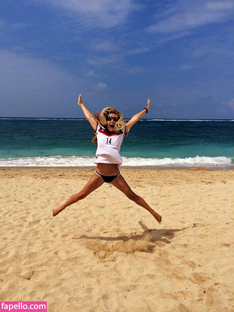 Andrea Kaiser exclusive star photo