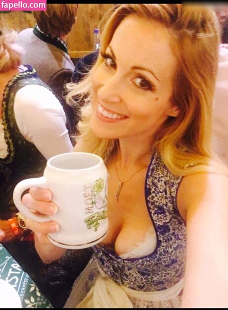 Andrea Kaiser top star pic