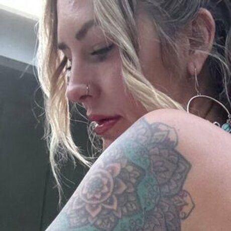 Risa Marie model nice picture