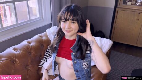 Remirawxxx xxx pornstar gallery