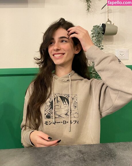 layla wa top model photos