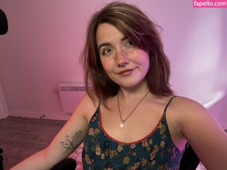 graciecatemakes naked actress galleries